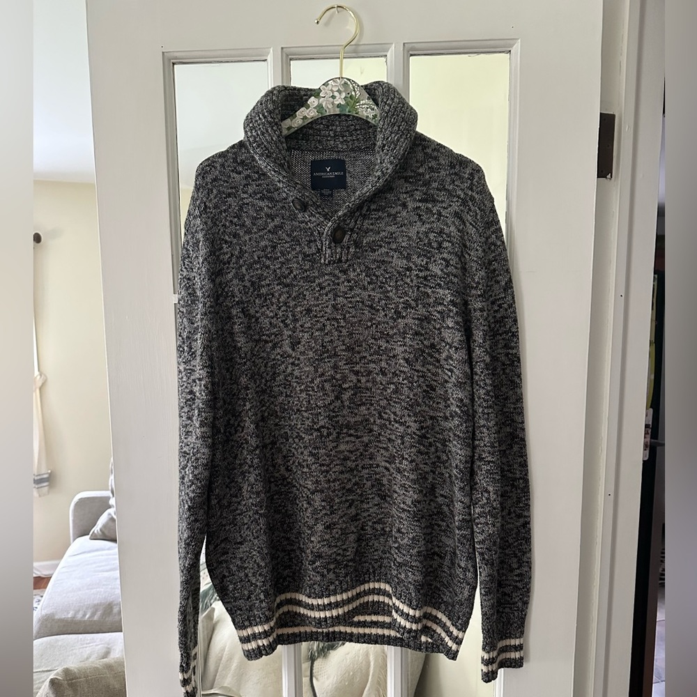 Men’s American Eagle Sweater size medium